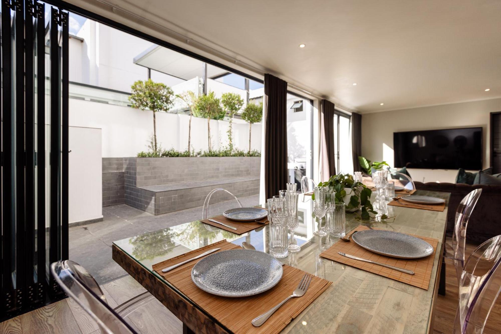 Mint Hotel 84 On Katherine Johannesburg Eksteriør bilde